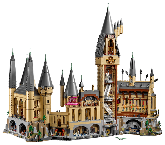 Illustration for article titled I Hope I Get an Acceptance Letter to Lego's New 6,020-Piece Hogwarts Castle Set